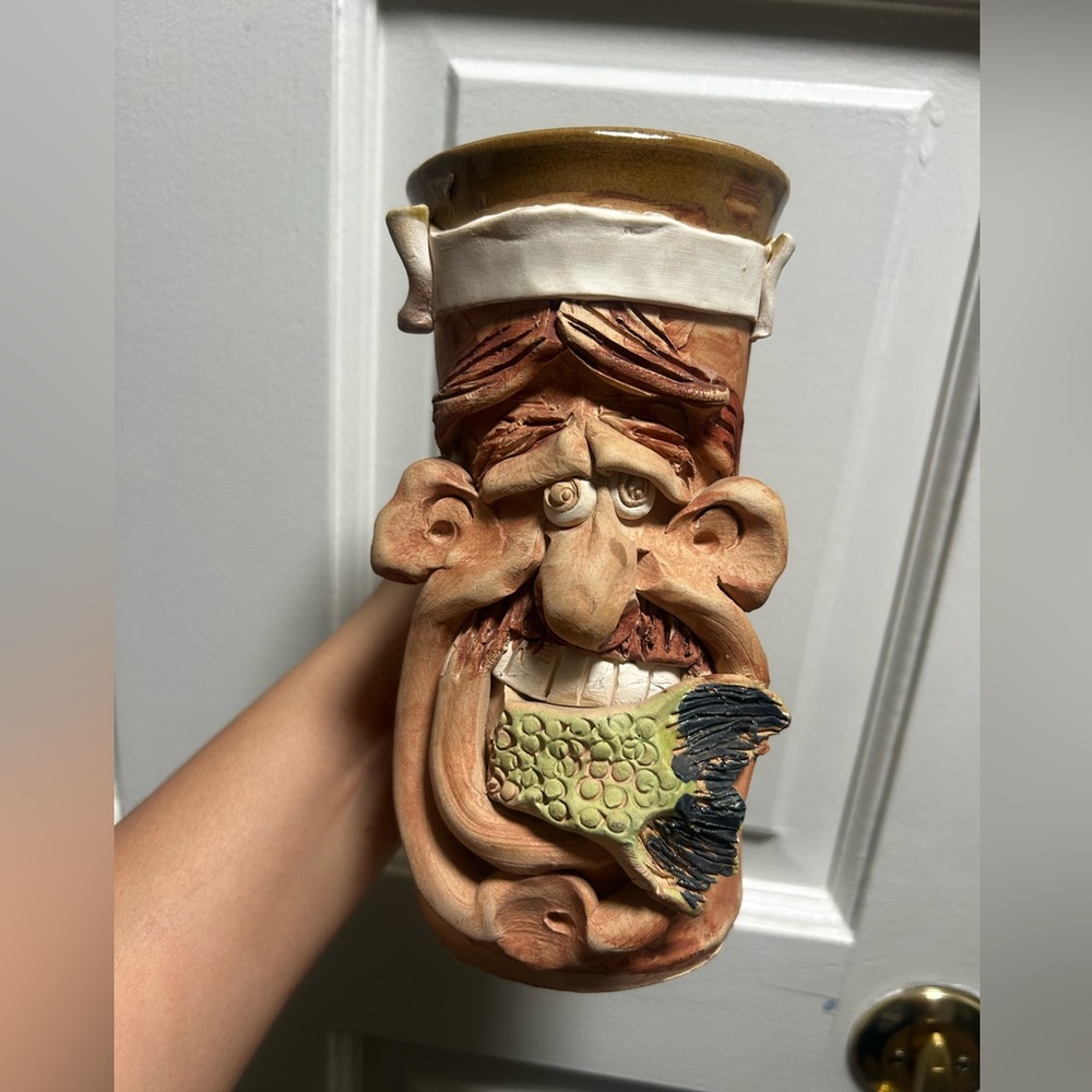 VTG 1990s Jac Genovese Funny face W/ Fish 3D Mug Art Pottery Fish